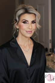 Mother of the bride 💫, for more makeup looks you can visit  👉https://www.facebook.com/share/14dD1LkZyr/?mibextid=LQQJ4d