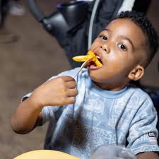 Hey hey hey! We're open in Old Harbour today! Come get some awesome  delicious fries! 🎉🍟😋 #TopAToppings #JoinTheFryRevolution #HappyFriesJa