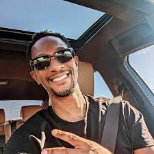 Maurice Buckner (@mbucknet) • Threads, Say more