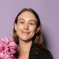 50+ "Taylor Her" profiles