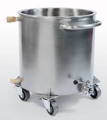 63 litres avec deuxième bac pour filtration 100 microns bac industriel en inox avec ultrasons et générateur séparé afin d'éviter une surchauffe des éléments électroniques. Cuves Inox Simple Et Double Paroi De Production Brant Industrie