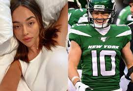 Braxton berrios signed a 4 year, $2,578,408 contract with the new england patriots, including a $118,408 signing bonus, $118,408 guaranteed, and an average annual salary of $644,602. Sophia Culpo Lands Jets Slot Receiver Braxton Berrios Outkick