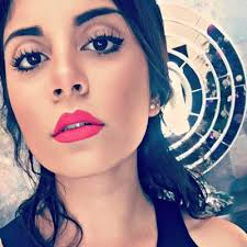 Scarlett Martínez (@scar_mg)