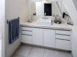 Salle de bain, meuble vasque, armoire. Salle De Bain Amenagee Design Et Sur Mesure La Compagnie Des Ateliers