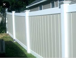 Corrugated fencing is lightweight and easy to install. Pvc Fence Installation In New Orleans La Best Pvc Privacy Fence Styles