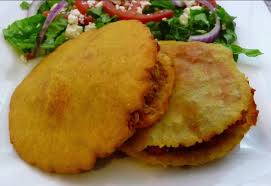 Gorditas Infladas 2 Tazas De Maseca Maiz Amarillo 1 4 Taza De Harina 1 Cucharada De Espauda 1 C Mexican Food Recipes Gorditas Recipe Mexican Maseca Recipes