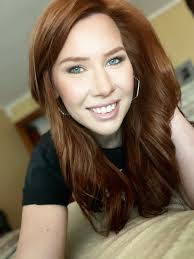 Mandi Williams's Instagram, Twitter & Facebook