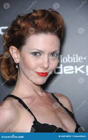 Amanda Pola's Instagram, Twitter & Facebook