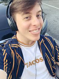 Thomas Sanders On Twitter Thomas Sanders Sanders Phil Lester