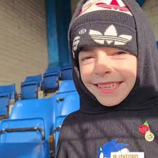 Following their big cousin home and away 💙 @jayford._