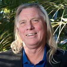 Amazon.com: Alan E. Shelton: books, biography, latest update