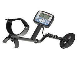 The specialized prospecting mode has improved sensitivity making the detector more sensitive to small target signals. Minelab X Terra 705 Gold Pack Metal Detector 811493012971 Ebay