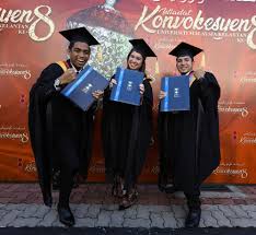 Antaranya adalah program diploma yang ditawarkan oleh institut pendidikan tinggi awam (ipta) dan universiti awam (ua). Faculty Of Entrepreneurship And Business Fkp Umk