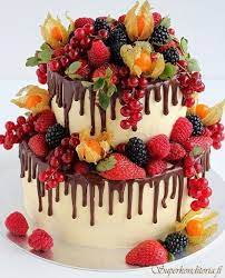Pastel Con Frutas
