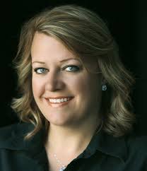 Lisa Suzanne's Blog: Author Lisa Suzanne