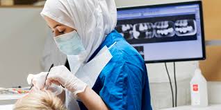 The dentist provides comprehensive and appropriate dental care and treatment to patients. Health Care Banks Taxes And Civil Registration University Of Gothenburg