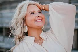 18 🦋🧁🍬🍰🥳