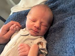 2025 New Year's baby Siora Ray arrives only 12 minutes after midnight