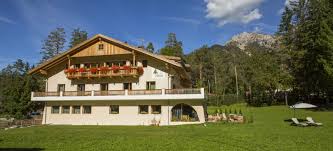 Nel nostro edificio di più recente costruzione sono disponibili Val Badia Residence Runcac Apartments In The Hearth Of The Dolomites