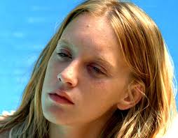 Cerca questo pin e molto altro su coffee/tea or di jackie smith. Swimming Pool 2003 Photo Gallery Imdb
