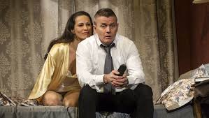 A barátok közt bartha zsoltjaként ismert rékasi károly az rtl klub reggeli című műsorának vendége volt, és már az első pillanatban kellemetlenné vált a helyzet, mikor megjegyezte. Biztositas Penzcentrum