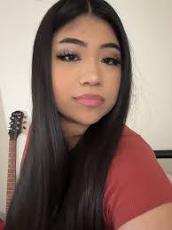 Devon Shannon's Instagram, Twitter & Facebook