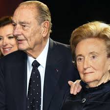 Bernadette Chirac rentre chez elle, Jacques Chirac toujours hospitalisé