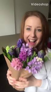 How to look after Hyacinths as a cut flower. #flower #flowers #flowertips  #flowertipsandtricks #floristtips #floristry #hyacinths #floristsoftiktok