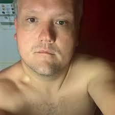 Andrew Gwilliam's Instagram, Twitter & Facebook