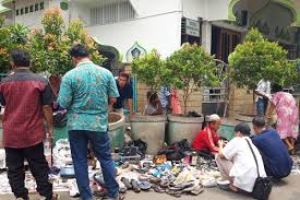 Jual dan beli berbagai macam peralatan rumah tangga, kantor dan industri dengan kualitas terbaik hanya di jualo. Jual Beli Peralatan Rumah Tangga Bekas Berbagai Alat