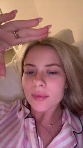 Pls I need answers #kimzolciakbiermann #briellebierman  #issheactuallypregnant