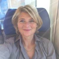 9 "Amber Engels" profiles