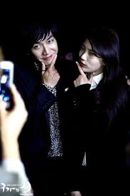 Suzy decided to answer for lee seung gi, as she felt that she had a good idea of what lee seung gi was thinking when she became a cast member on . Bae Suzy ë°°ìˆ˜ì§€ Bae Suzy And Lee Seung Gi In Talks To Facebook
