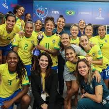 Mas marta não deixou apenas a tristeza e as lágrimas tomarem espaço em le havre. Jogadoras Da Selecao De Futebol Feminino Receberao R 120 Mil Pela Campanha Na Copa Do Mundo
