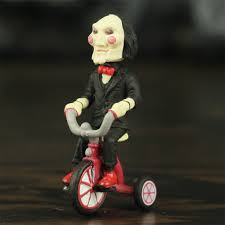 Billy puppet con triciclo, marioneta de la película saw juegos macabros. Buy Saw En Triciclo Off 59