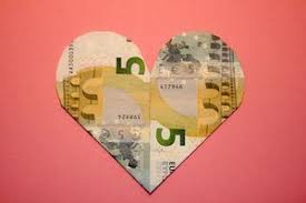 Fünfzig euro sind schon ein stattliches geldgeschenk. Faltanleitung Herz Als Geldgeschenk Hochzeit Net Geld Falten Hochzeit Geld Falten Herz Geld Falten Geburtstag