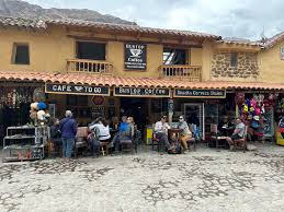 Bustop Coffee Ollantaytambo