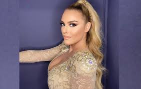 Anxhela peristeri won the 59th edition of the albanian national final festivali i këngës on december 23, 2020, becoming the first selected song for eurovision 2021. Anxhela Peristeri Vertritt Albanien Beim Eurovision Song Contest 2021 Nex24 News