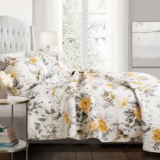 This color combination has even gained further popularity in the past few years as recent design styles and trends has a penchant for using grays. Lush Decor Penrose Floral Cotton Reversible Quilt Full Queen Yellow Gray 3 Pc Set Walmart Com Walmart Com