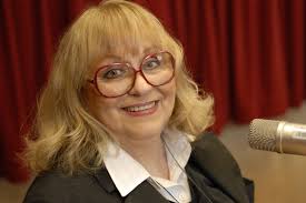 V roce 1957 absolvovala střední zdravotní školu v trutnově jako diplomovaná sestra. Nada Urbankova Vysocina