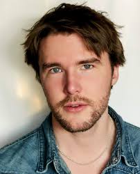 Here's about all the SFW stills we could find for tonight's screening of  KNIFE + HEART!⁠ ⁠ Don't miss the Qweird Cinema kickoff featuring Yann  Gonzalez's sexy, stylish neo-giallo queer slasher, featuring