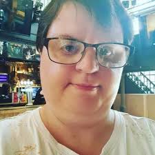 Once-homeless Derbyshire counsellor reveals tragic life of bullying, abuse  and loss