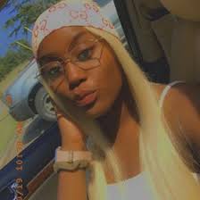 Paris Curry (Parisnicolecur1)