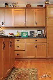 Never Overlook The Power Of Simplicity Robin S Sharma This Simple Yet Stylish Kitche Kitchen Cabinet Styles Kitchen Renovation Custom Kitchen Cabinets