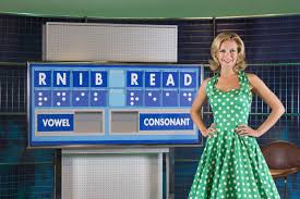 This subreddit is dedicated to the geeky women of science, scifi, video games, anime, fantasy, and any and every geeky genre that's out there. Fans Of Countdown Goddess Rachel Riley Aren T Happy With Her Wardrobe Buzz Ie