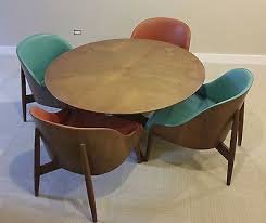 Kodawood Vintage Mid Century Modern Game Table 4 Matching Chairs Modern Game Tables Game Table And Chairs Matching Chairs