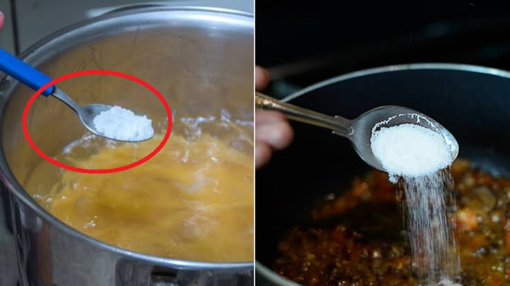 Nấu canh lỡ cho nhiều muối, cho thứ này vào nồi để 'chữa mặn' mà không cần  thêm nước