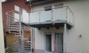 Komplett Feuerverzinkt Gelander Aus Edelstahl Edelstahlverarbeitung Wendeltreppe Treppe Bis Hohe 3000mm Balkonanlage Und Die Treppe Sind Aus Ausfu Anbaubalkon