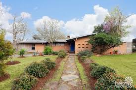 Midcentury homes—built with simple materials and designed around open, flexible spaces with a strong connection to the outdoors—are highly sought after, but often need repairs and modern updates. Classy 1958 Mid Century Modern Time Capsule Ranch House In Houston 18 Photos