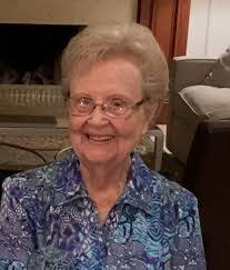 Lisa Freund's Instagram, Twitter & Facebook